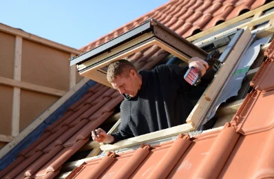 Pose de fenêtres de toit Velux à la Tranclière